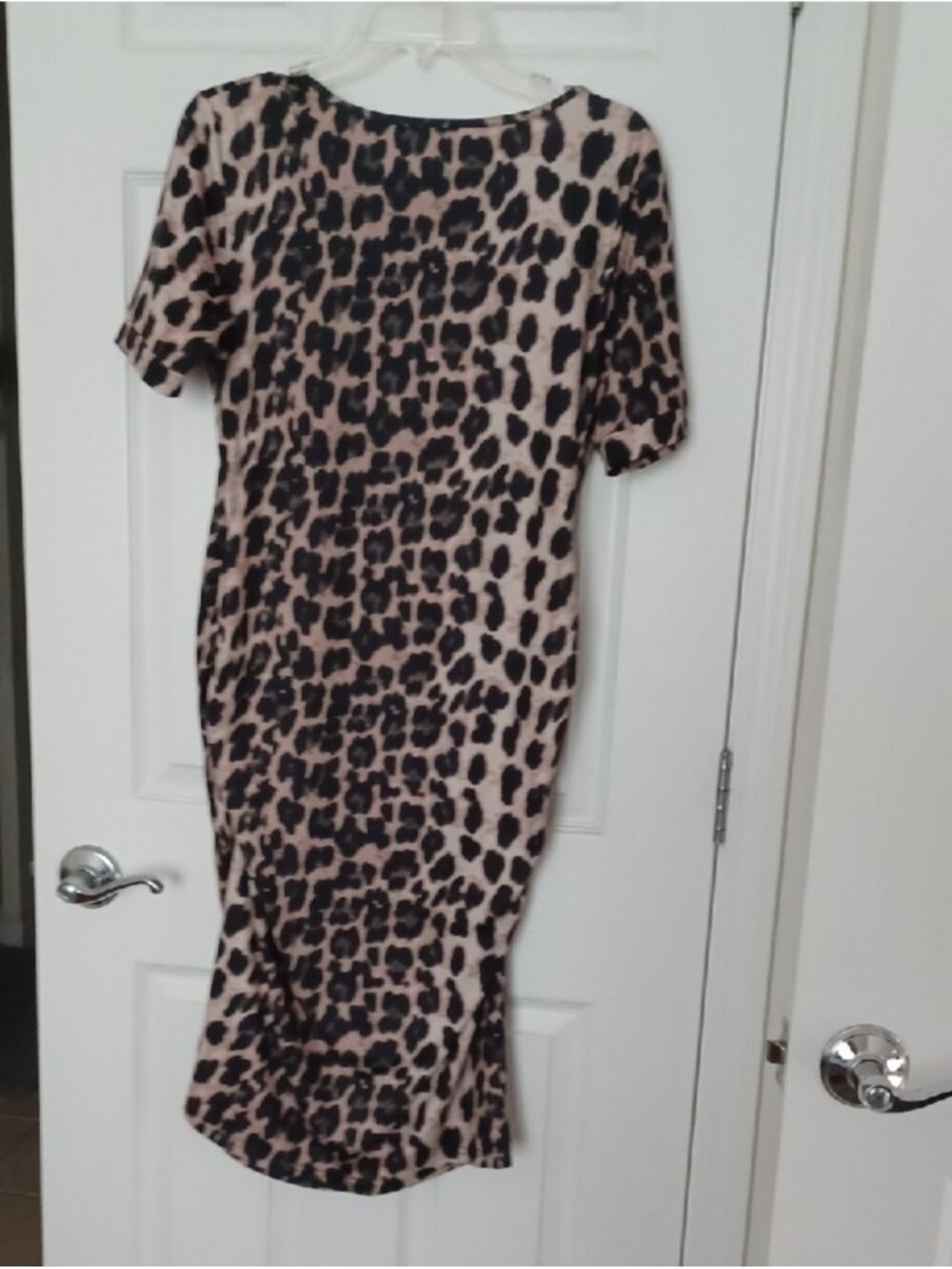× Leopard Print Short Sleeve Bodycon Dress - Beige and Black Women's Size Large - Picture 7 of 12